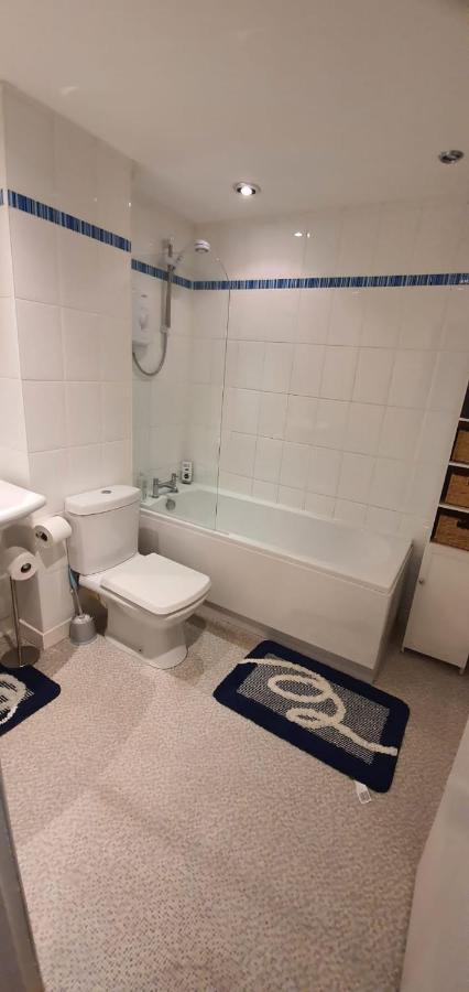No 11 3 Bed Serviced Appartment Town Centre Girvan Bagian luar foto