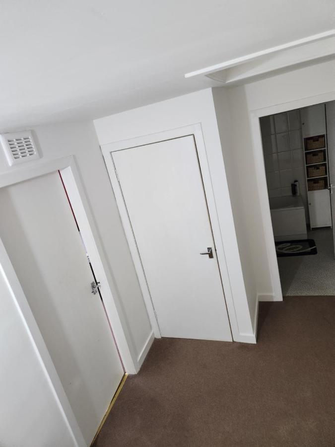 No 11 3 Bed Serviced Appartment Town Centre Girvan Bagian luar foto